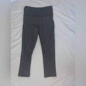 athletha cropped leggings with pockets